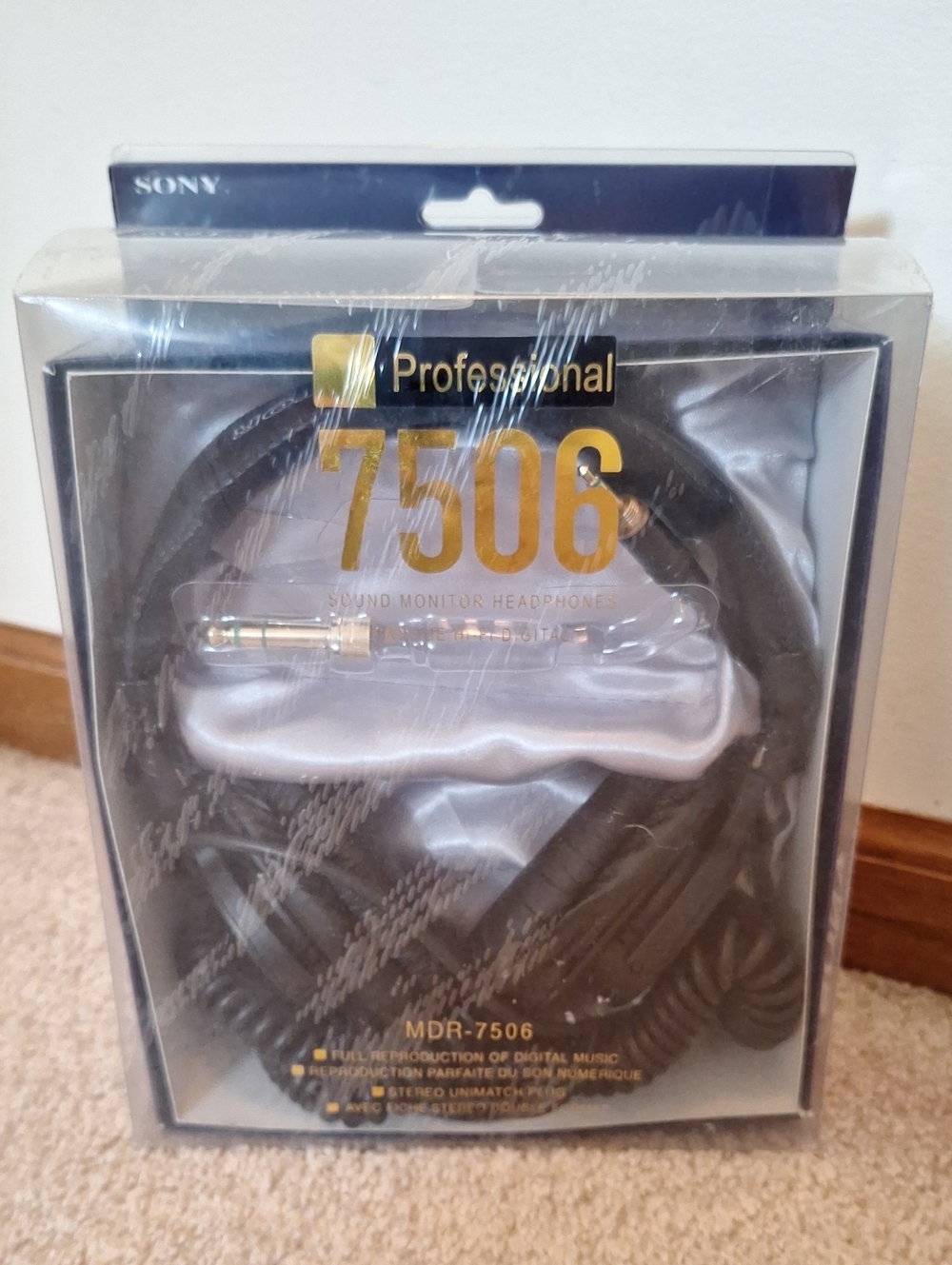 Sony MDR-7506 Professional Headphones